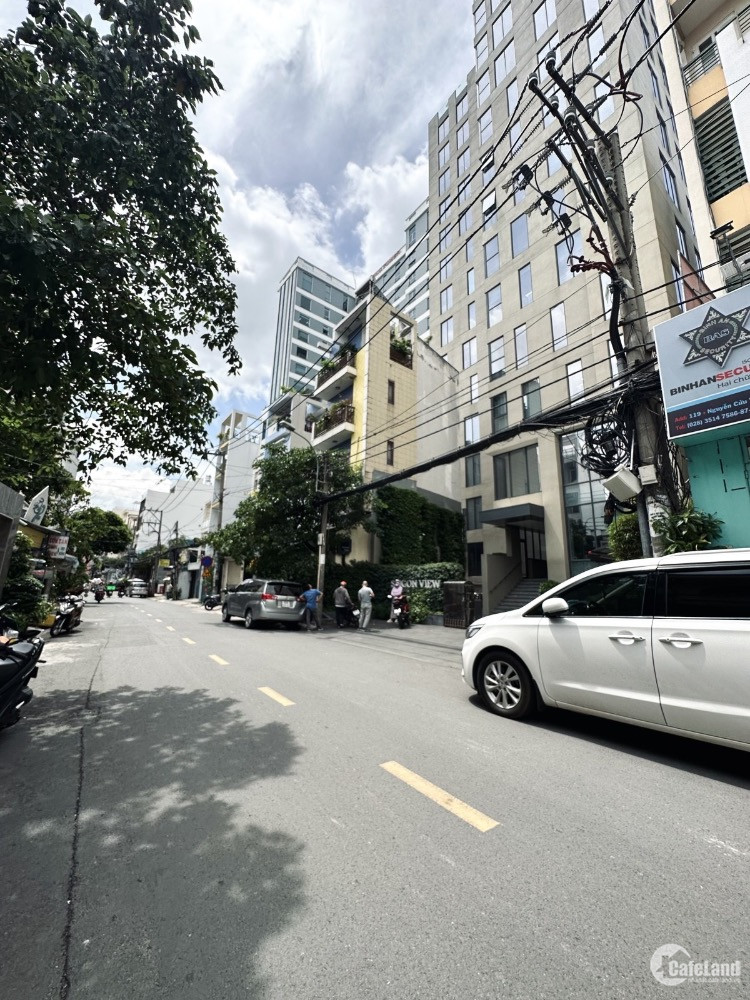 CHÍNH CHỦ BÁN ĐẤT, MT Nguyễn Cửu Vân, gần Aeon Mall, TP Tân An, giá 850tr